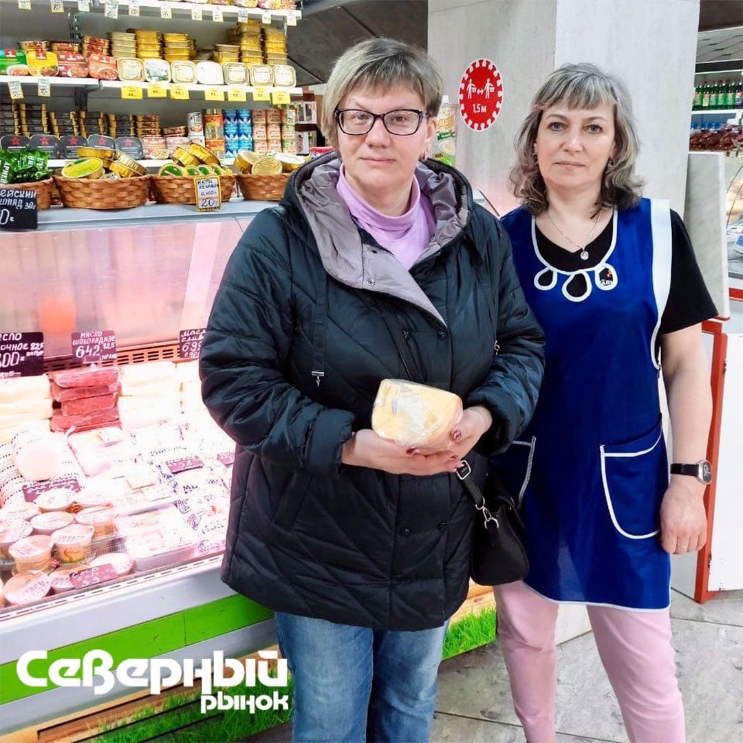 Новогодний розыгрыш подарков